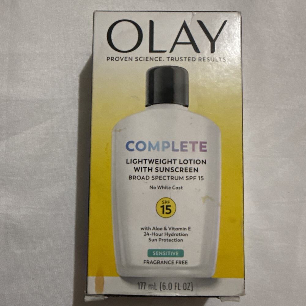 Olay COMPLETE Lightweight Face Lotion Normal to Oily Skin SPF 15 4 oz Exp 02/28